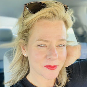 Meet your Posher, Jen